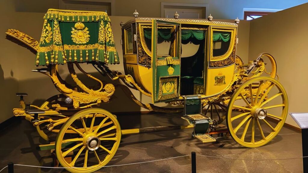 Berlinda imperial exposta no Museu Imperial em Petrópolis usada pela família imperial brasileira