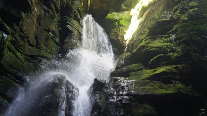 cachoeira do buraco do padre