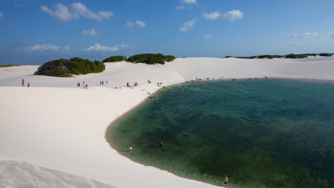 os lençois maranhenses é uma das maravilhas que podem receber o título de "patrimônio natural da humanidade"